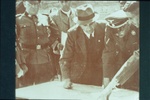 Auschwitz, 17-18 luglio 1942. Heinrich Himmler (il primo da sinistra) in visita agli stabilimenti della IG Farben.