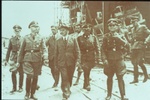 Auschwitz, 17-18 luglio 1942. Heinrich Himmler (il primo da sinistra) in visita agli stabilimenti della IG Farben.
