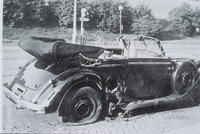 Praga, 29 maggio 1942. La Mercedes di Reinhard Heydrich, dopo l’attentato della resistenza ceca.
