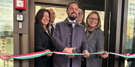 Parole e musica per la libertà di stampa hanno tenuto a battesimo la nuova sede della Biblioteca dell’Assemblea https://cronacabianca.eu/parole-e-musica-per-la-liberta-di-stampa-hanno-tenuto-a-battesimo-la-nuova-sede-della-biblioteca-dellassemblea-legislativa-il-presidente-dellassemblea-legislativa-maurizio-fabbri/