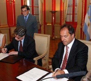 Firma dell'Accordo quadro tra la Regione Emilia-Romagna e la Provincia di Buenos Aires