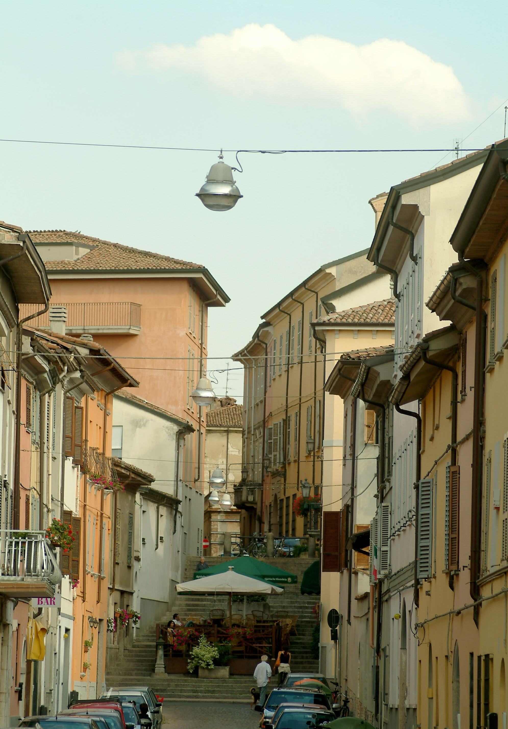 strada prospettiva rossi 05