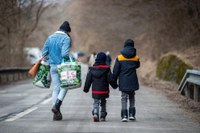 Ucraina. Garante minori: per accoglienza profughi è necessario seguire i canali ufficiali